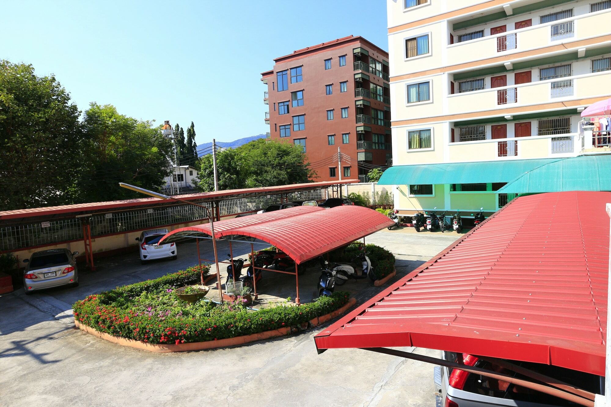 Baan Aranya Apartment Chiang Mai Exterior photo